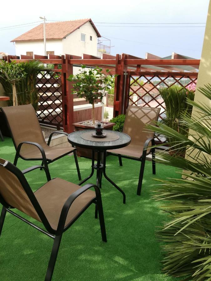 Apartments Sandra Tivat Exterior foto